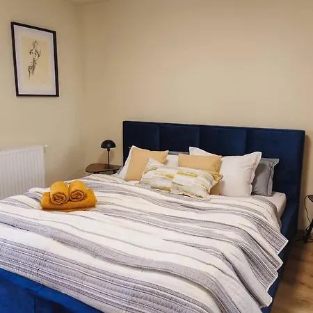 Ruhige Welle Eller Selbst-check-in * Dusseldorf